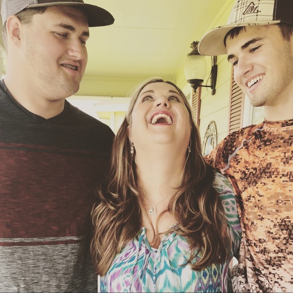 Meet your Posher, Shanna - Picture 6 of 16